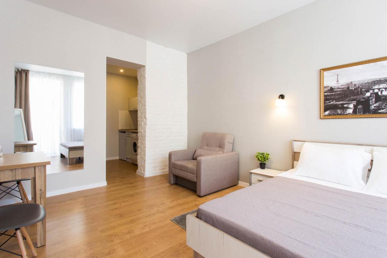 חארקיב Cozy Apartment Beside Metro Yaroslava Mudroho, Universytet - Chernyshevska Str 95-6 מראה חיצוני תמונה